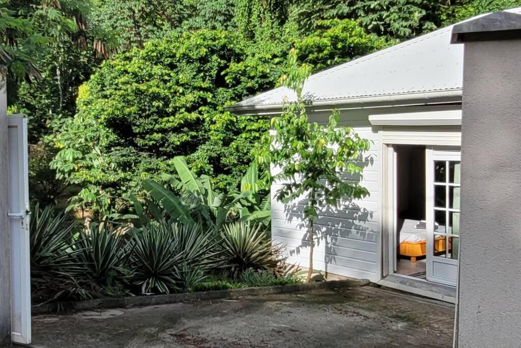 Ti-Hibiscus Bungalow T1 Clim-Wifi 30M2 2 Pers Grande Savane 외부 사진