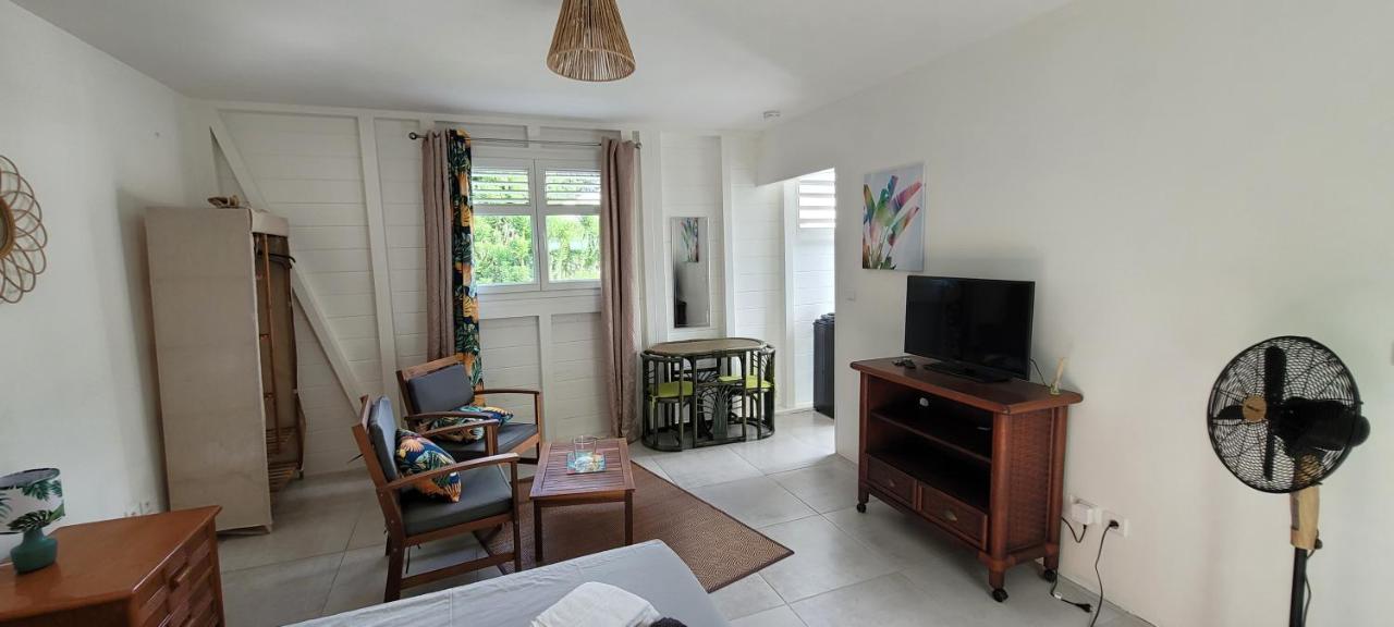 Ti-Hibiscus Bungalow T1 Clim-Wifi 30M2 2 Pers Grande Savane 외부 사진
